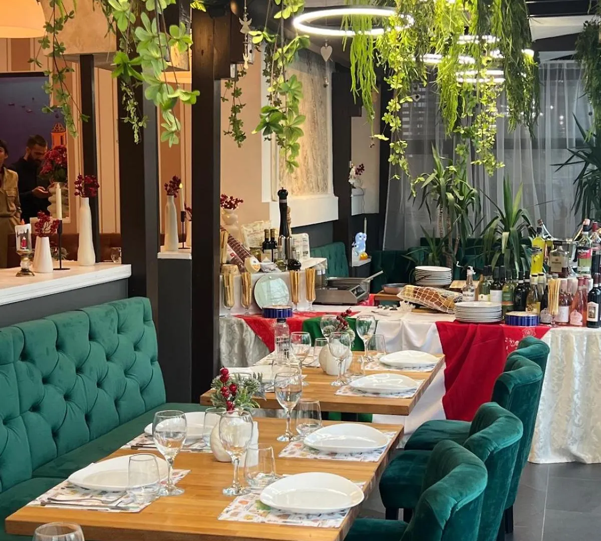 Hotel Les Jardins Carol Bucharest