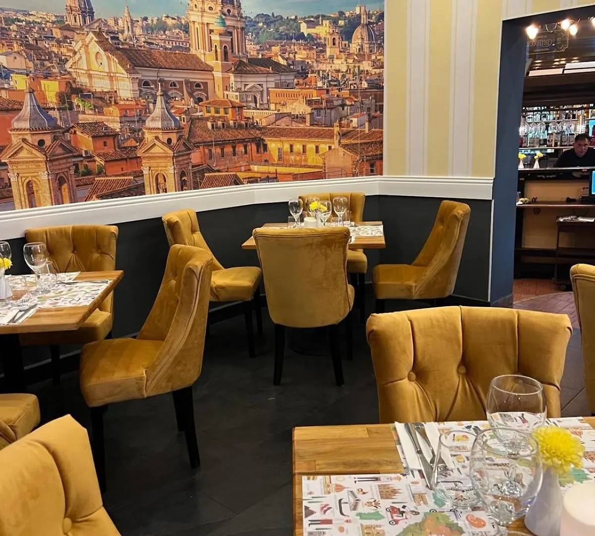 Hotel Les Jardins Carol Bucharest 4*,