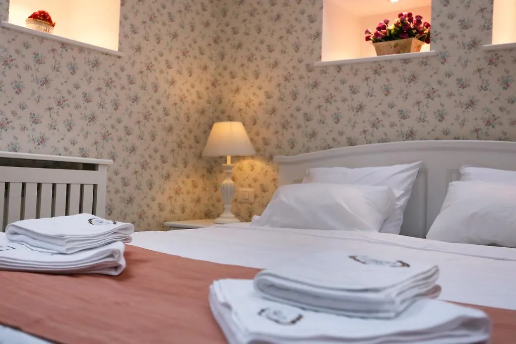 Hotel Les Jardins Carol Bucharest