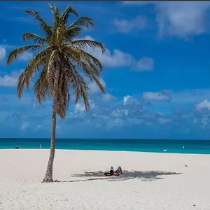 Apartahotel Ocean View Overlooking The Caribbean Sea