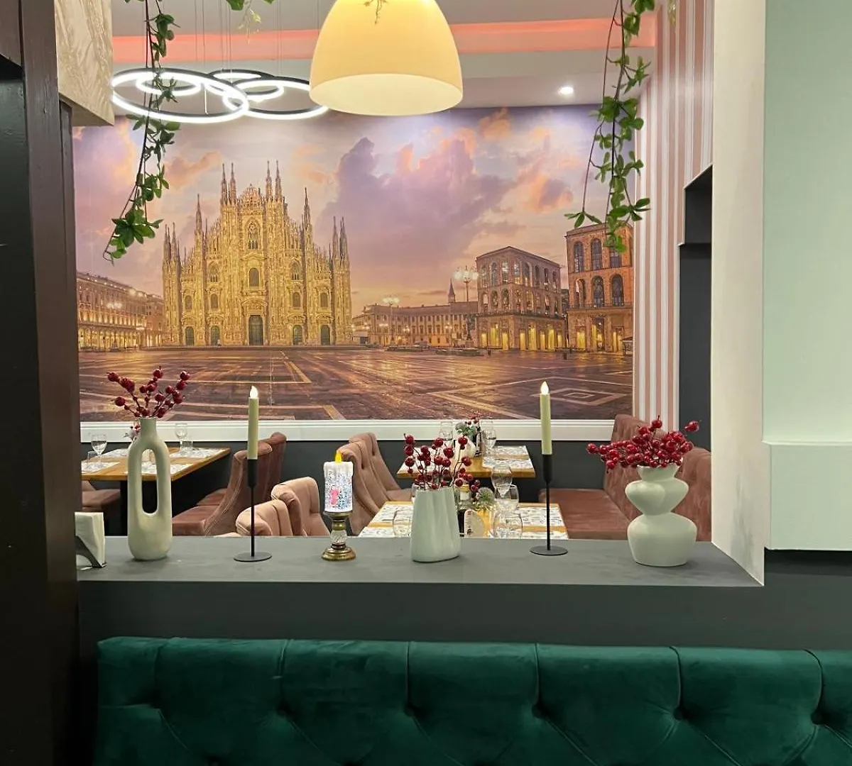 Hotel Les Jardins Carol Bucharest Romania