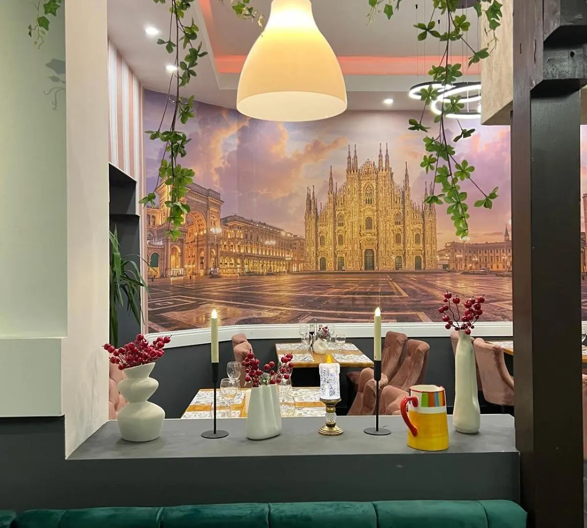 Hotel Les Jardins Carol 부쿠레슈티 4*,  루마니아